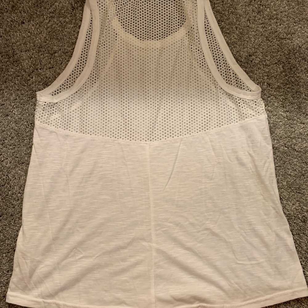 Balance Collection Mesh workout top - Picture 2 of 2
